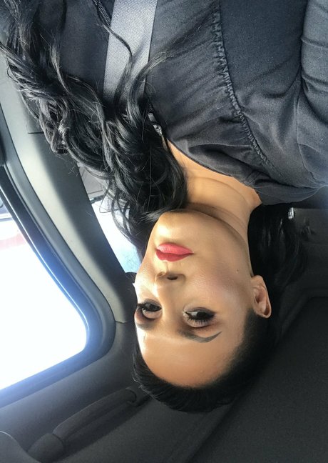 cheerleadermelissa nudes model galleries