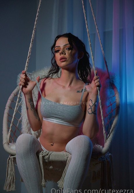 cutexezra perfect pornstar photo