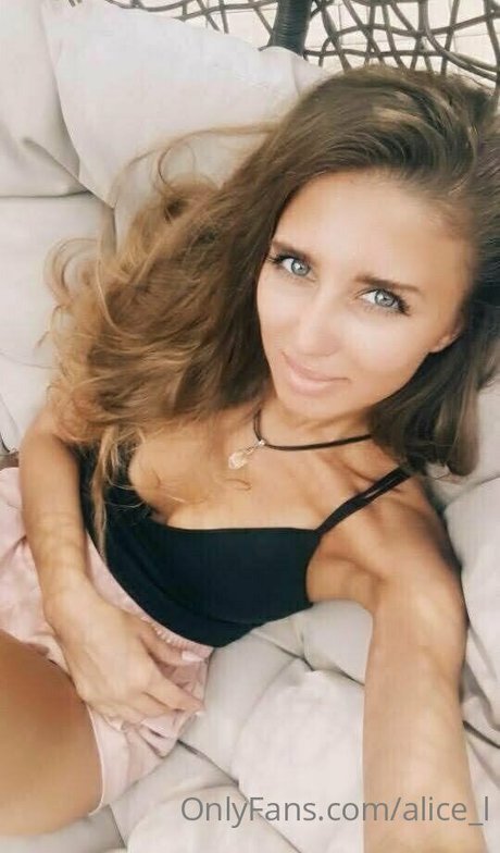 alice l perfect actress pic