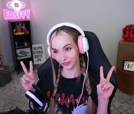 Fasffy top actress pictures