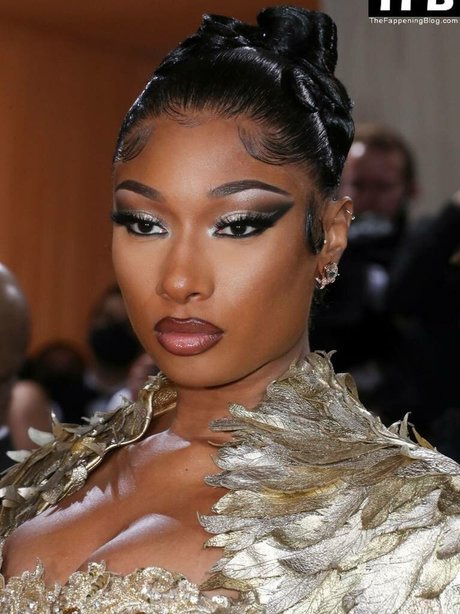 Megan Thee Stallion nudes model pics
