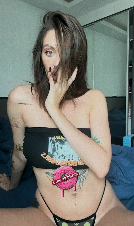 lyasheva nude pornstar photo