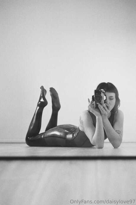 DaisyLove97 actress pic