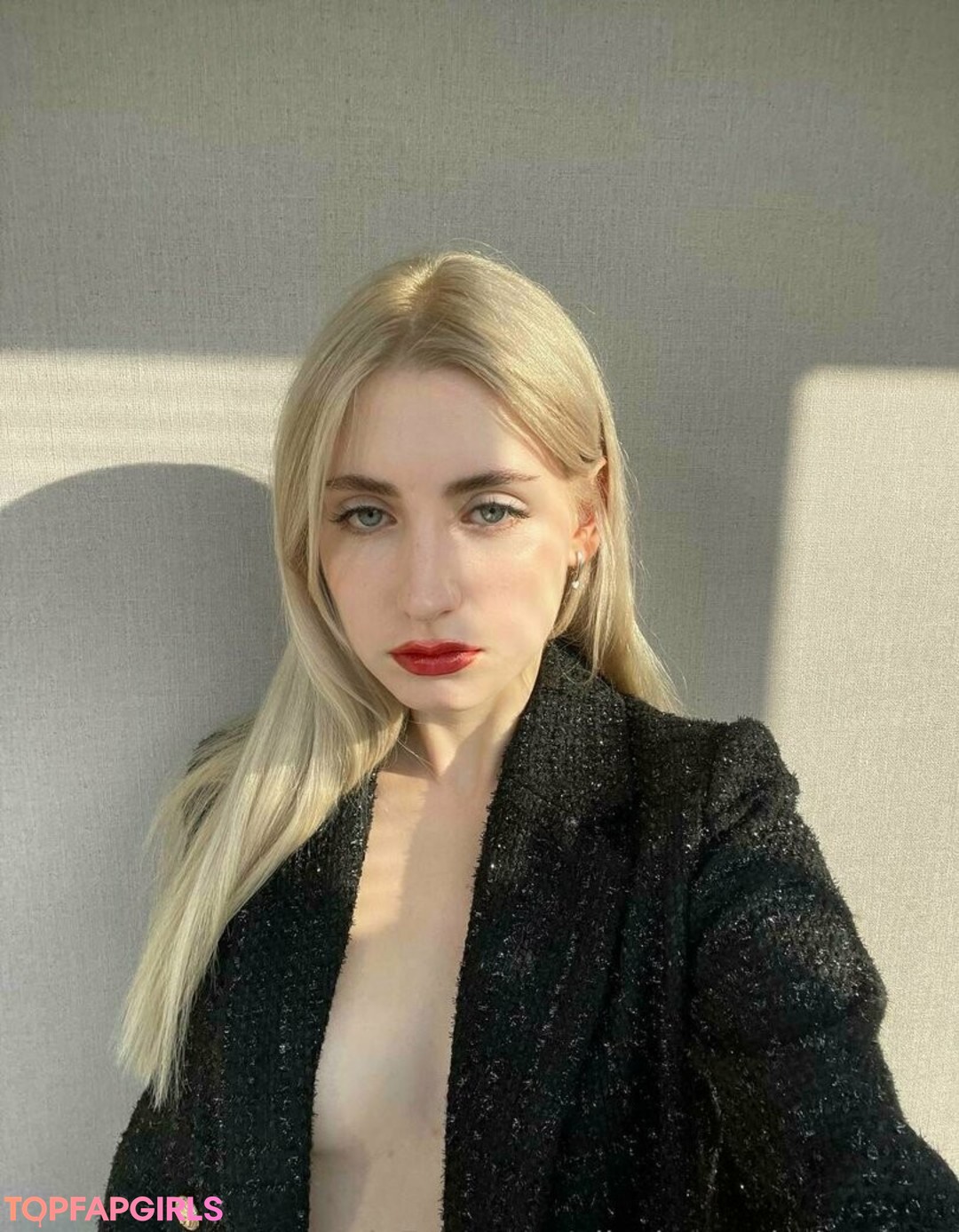 aliceinwonderland xo best star pics