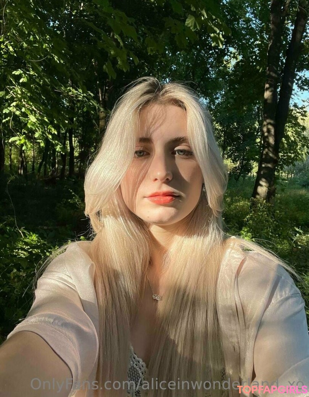 aliceinwonderland xo sex actress photos