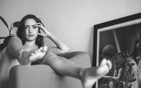 Talita Moraes art model gallery