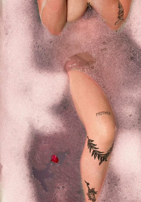 girldefeated nude star photo