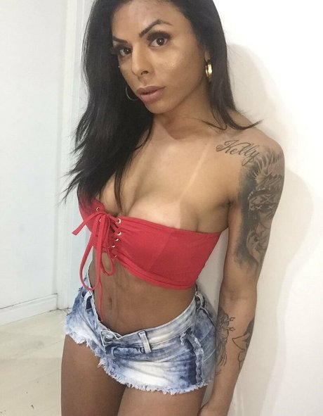 emilysales19 exclusive pornstar pic