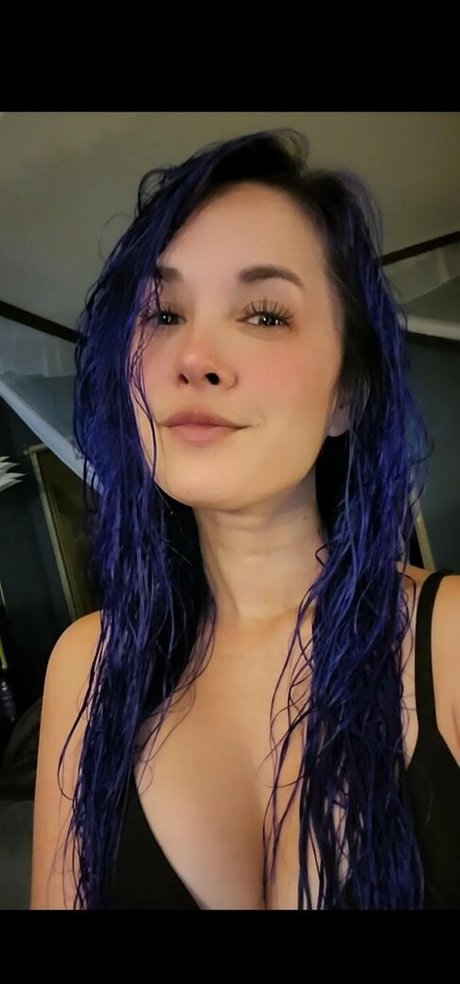 lewdoart perfect actress picture