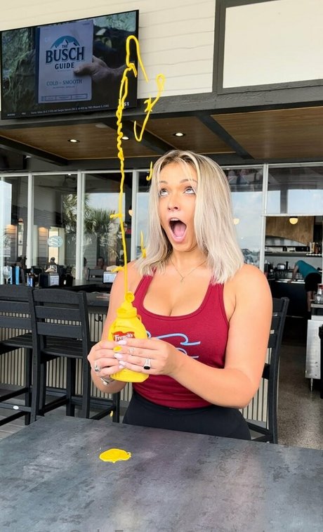 ariastormx xxx model pics