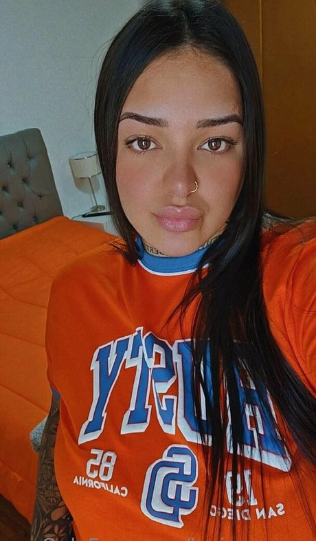 luciannaaaa pornstar free images