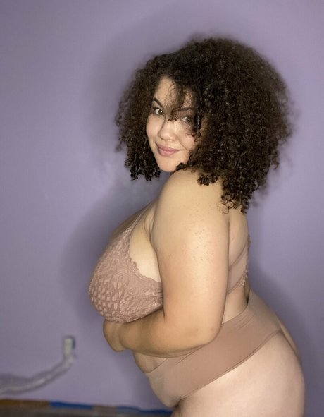 goddessbaileyy model nude picture