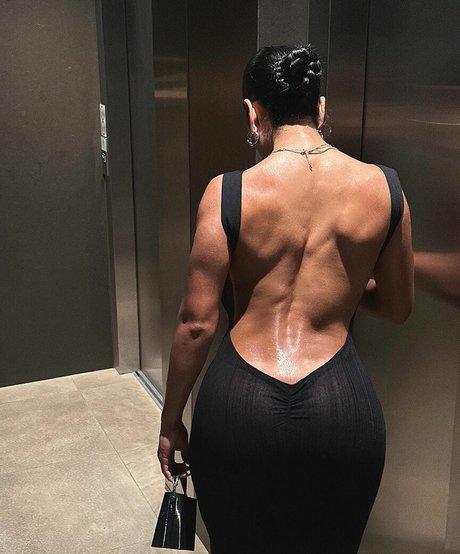 Natseleen sexy star archive