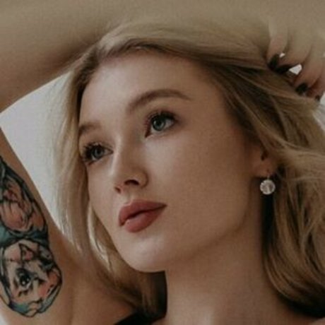 Sugar club high quality actress picture