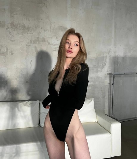 Sugar club star sexy photos