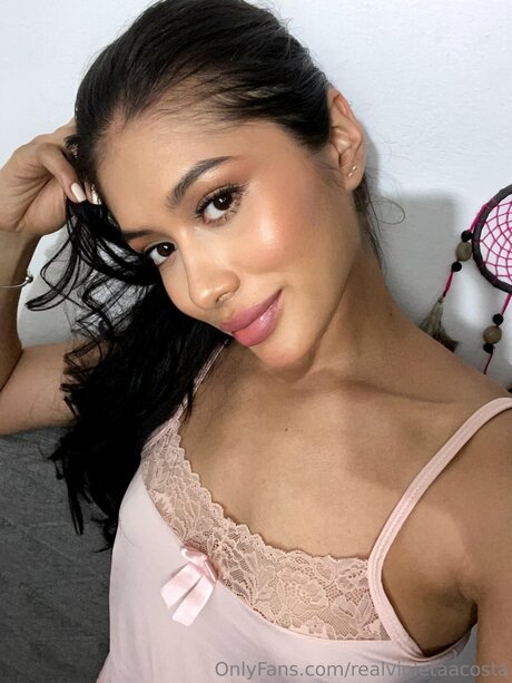 Realvioletaacosta top star image