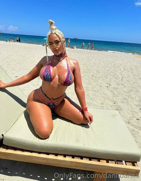 daniibanks pornstar high quality pic