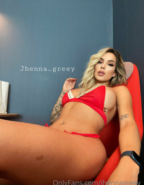 jhennagreey_ star high quality image