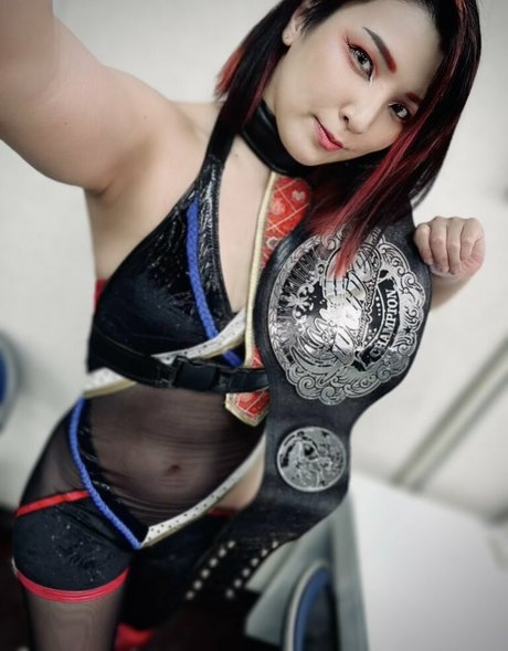 Hikaru Shida model hd archive