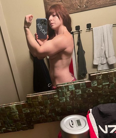 kitty bit games adult model gallery