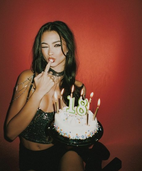Mishka Chantal Silva star pretty pics