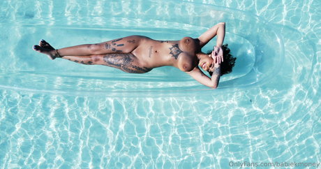 babiekmoney model porn galleries
