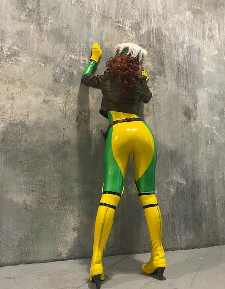 Ulichan pornstar top photo