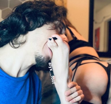 tinykittie pornographic model images