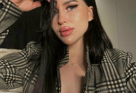 honney aly thumbnail