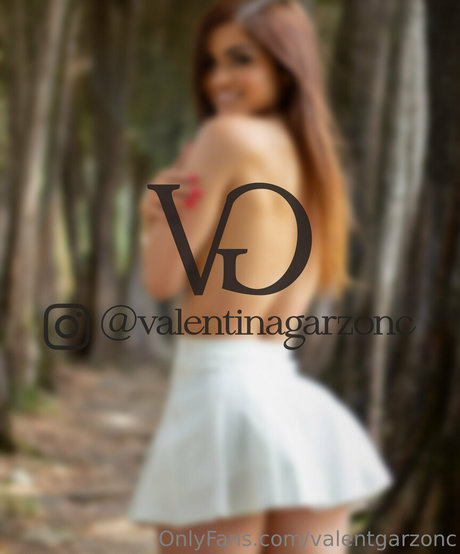 valentgarzonc model perfect images