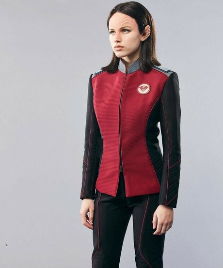 Halston Sage model naked photos