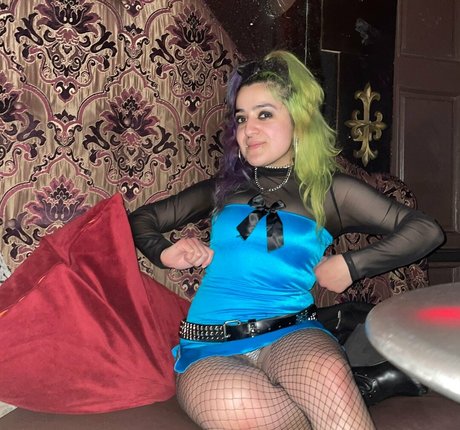 nayinthebay pretty pornstar picture