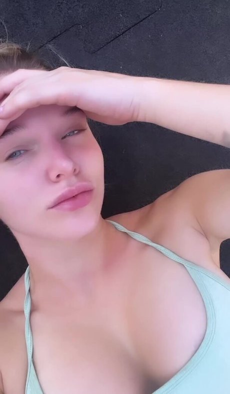 Helen Flanagan naked actress img