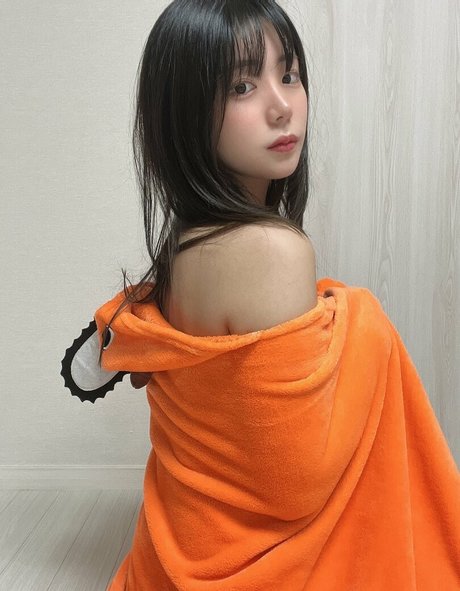 Wuyo99 model hot images