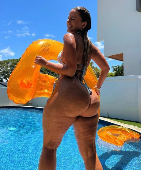 Karina Irby sexy star picture