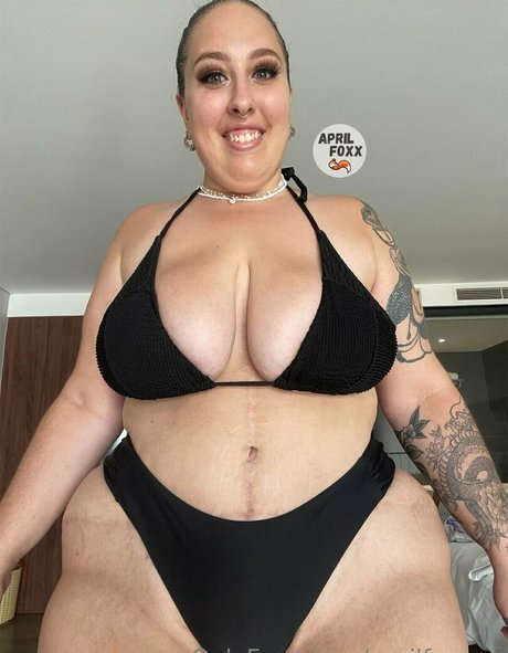 aprilfoxxxx model nudes images