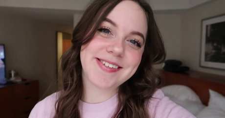 SarahKey nude actress image