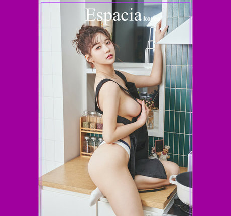 Espacia Korea model nice photos