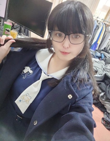 Sonigalion Scarlet model best pictures