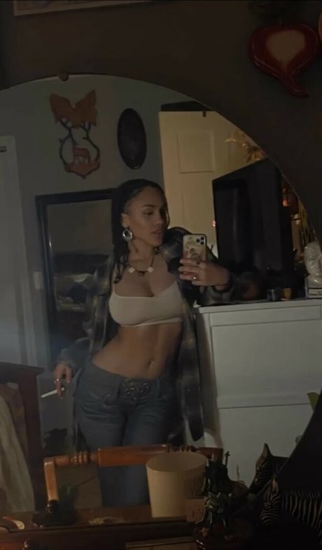 Aaliyeezy nudes star picture