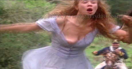 Mariana Ximenes beautiful actress img