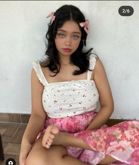 Solecitosmithh naked pornstar pic