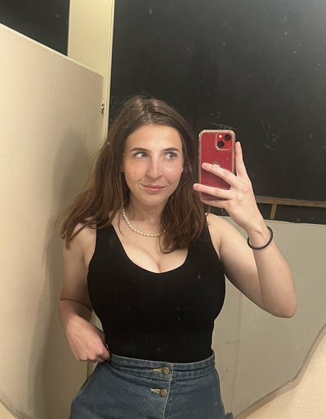 MeganBitchell pornstar adult images