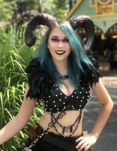 laineycat free pornstar photo