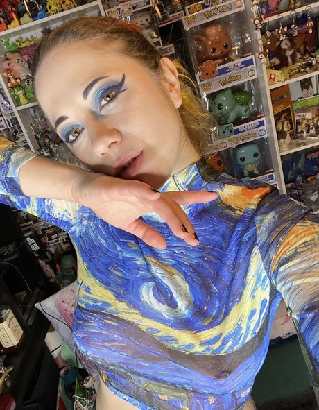 laineycat free star gallery