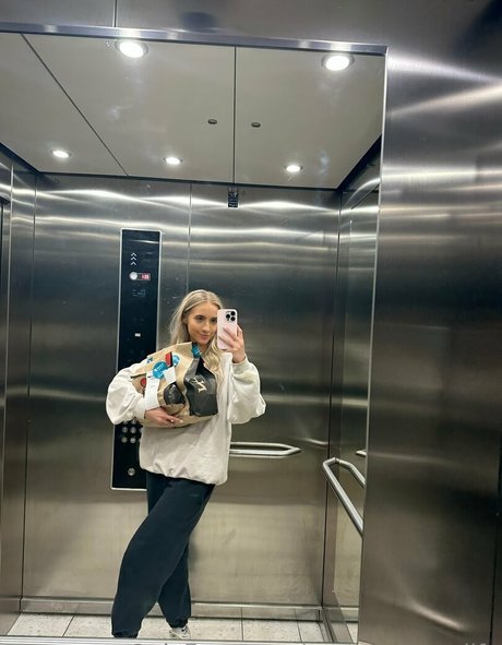 gracemooreslife naked actress images