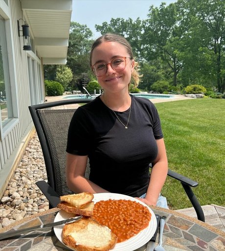 Adventures And Naps erotic actress pic