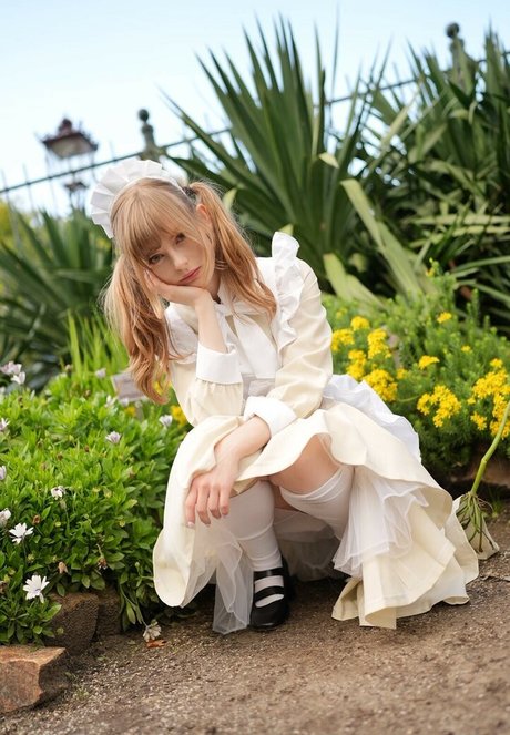 Ella Freya model hot photos