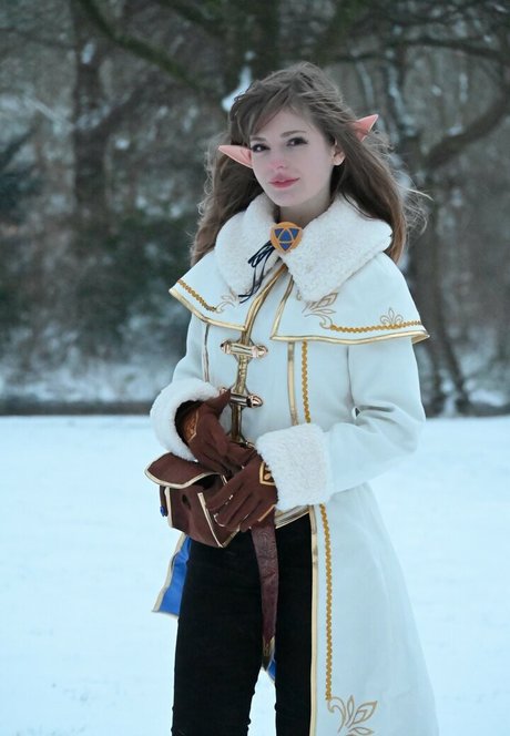 Ella Freya exclusive pornstar pics