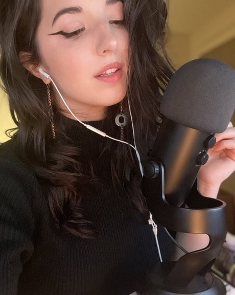 Slight Sounds ASMR model sex images